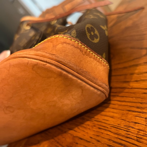 Louis Vuitton MM backpack - Picture 7 of 13